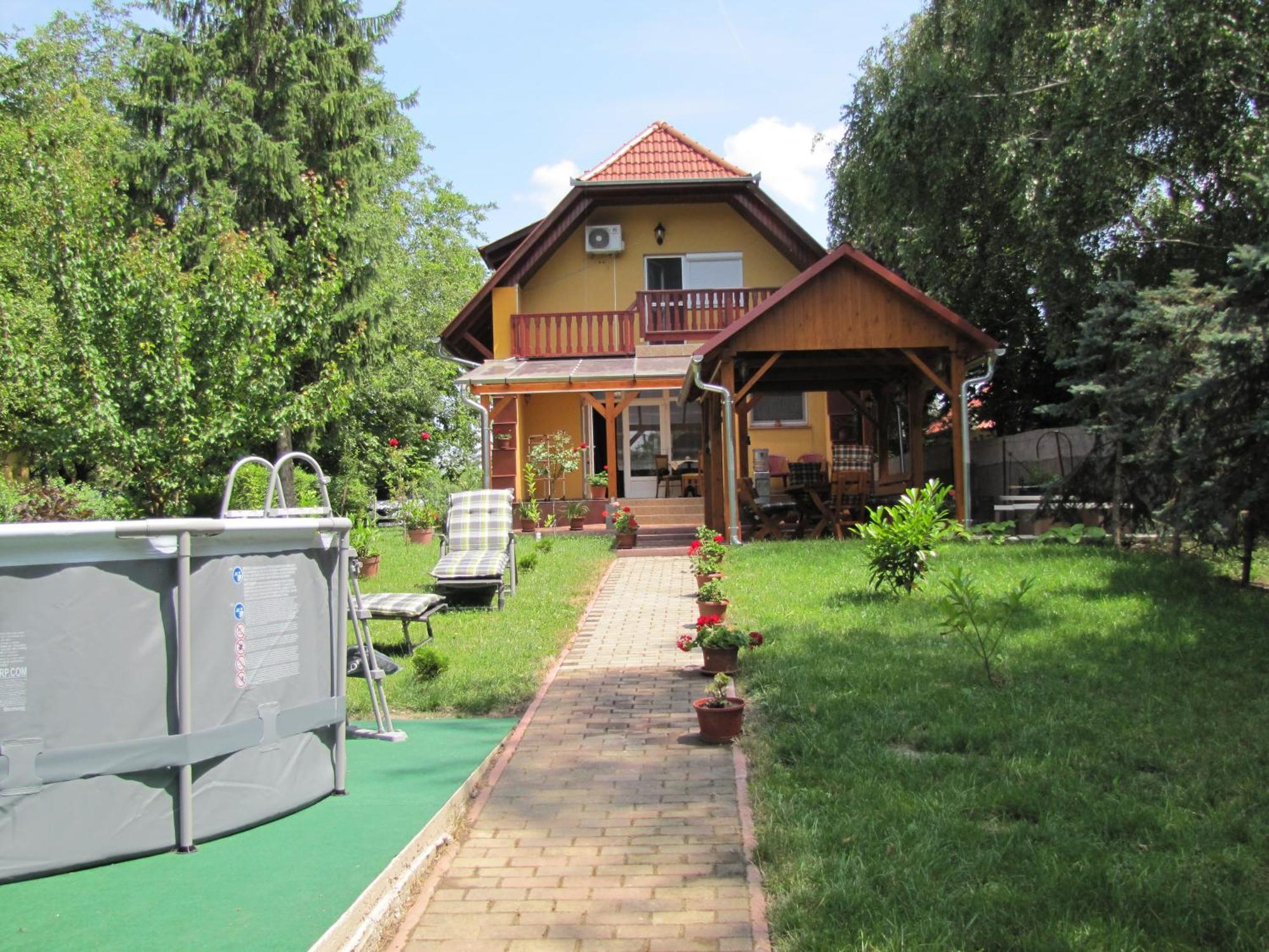 Gyoengyhaz Nyaralo Villa Gyomaendrőd Exterior foto